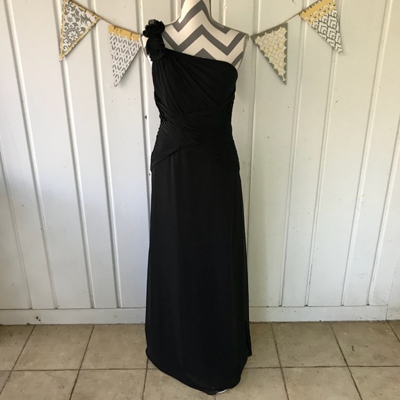 David's Bridal Dresses & Skirts - David’s Bridal One Shoulder Black Chiffon Gown